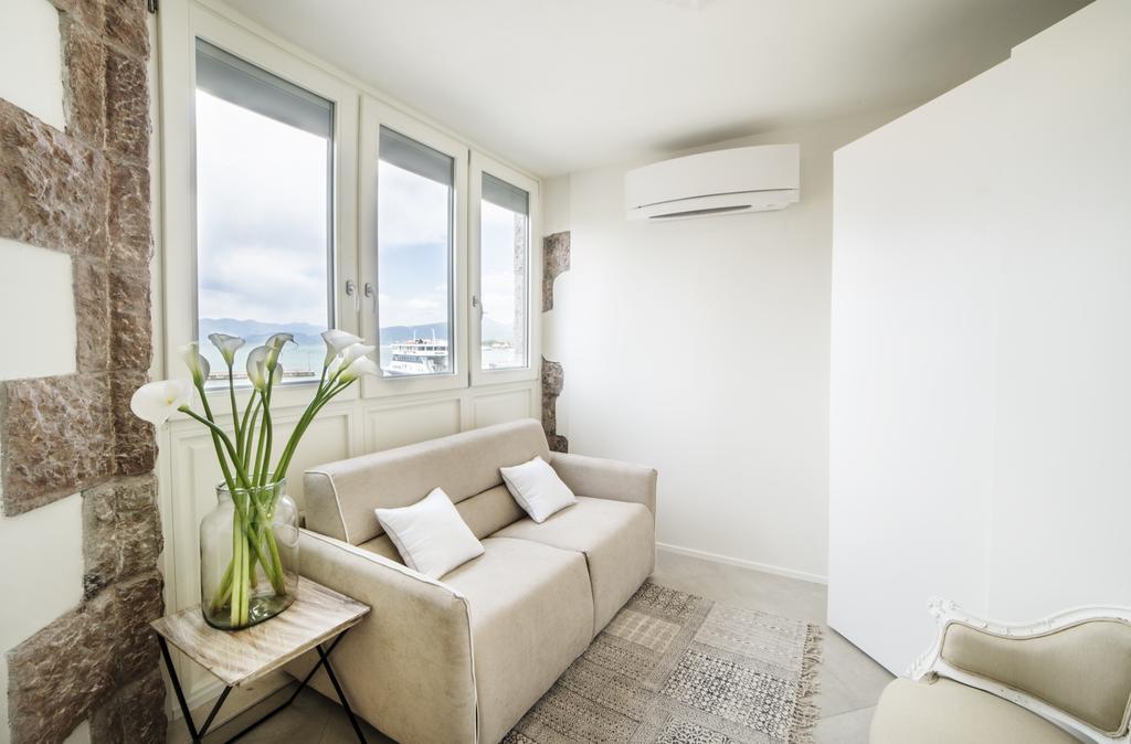 Riviera Carducci Rooms Peschiera del Garda Luaran gambar