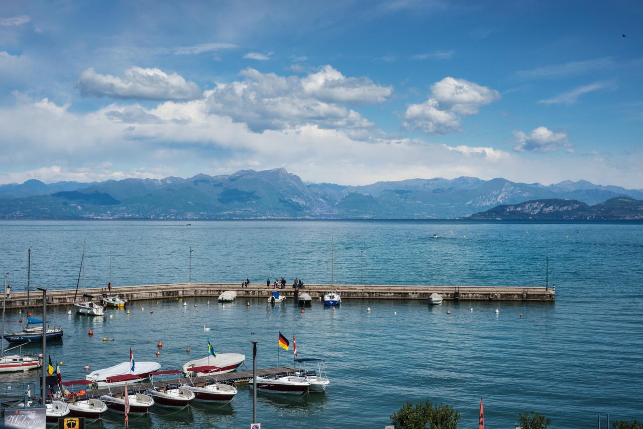 Riviera Carducci Rooms Peschiera del Garda Luaran gambar