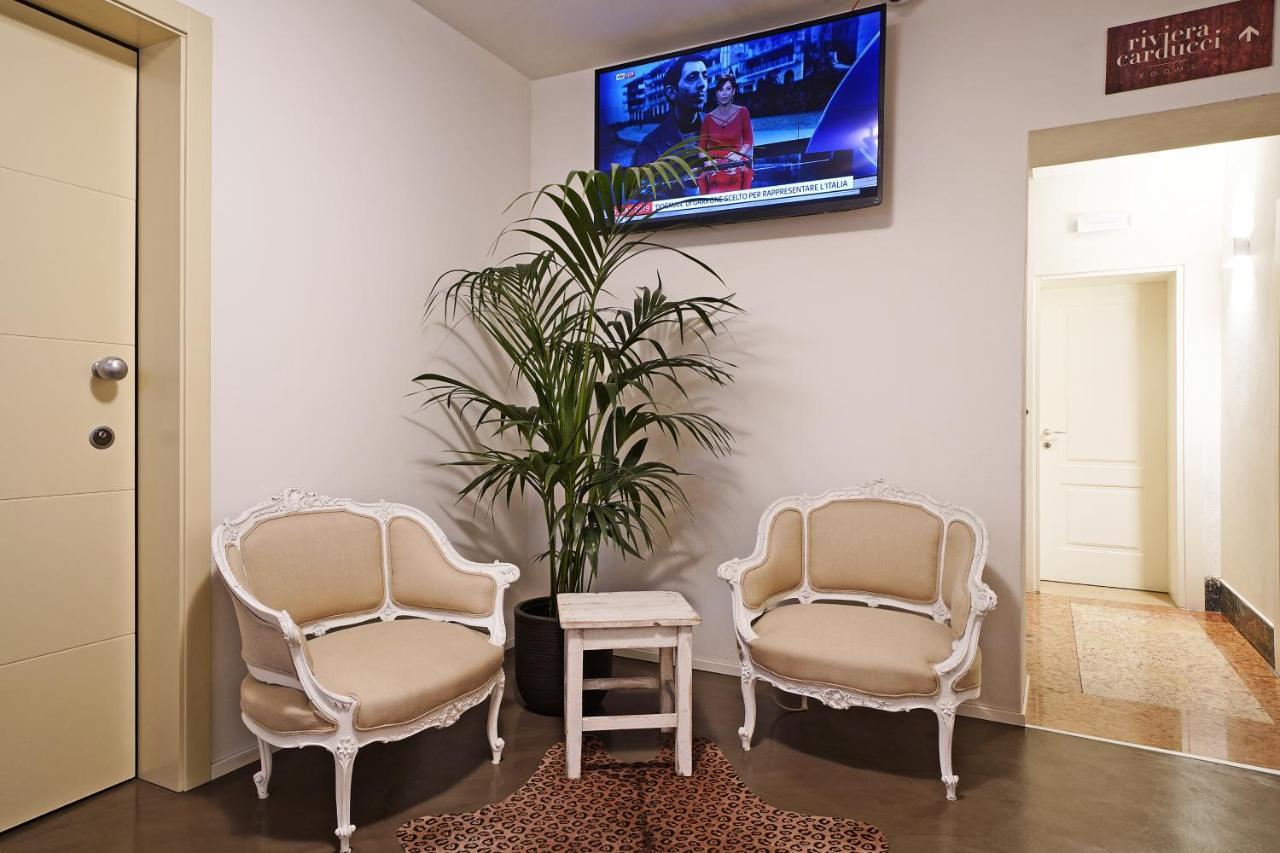 Riviera Carducci Rooms Peschiera del Garda Luaran gambar