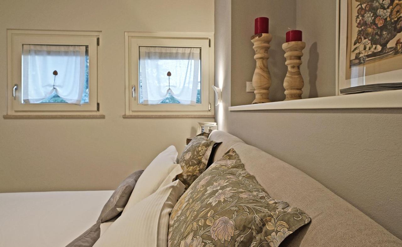 Riviera Carducci Rooms Peschiera del Garda Luaran gambar